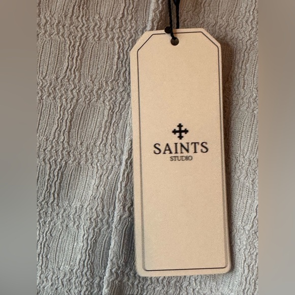 Saints Studio Light Gray Casual Textured Button-Down Shirt NWT M - Picture 5 of 6